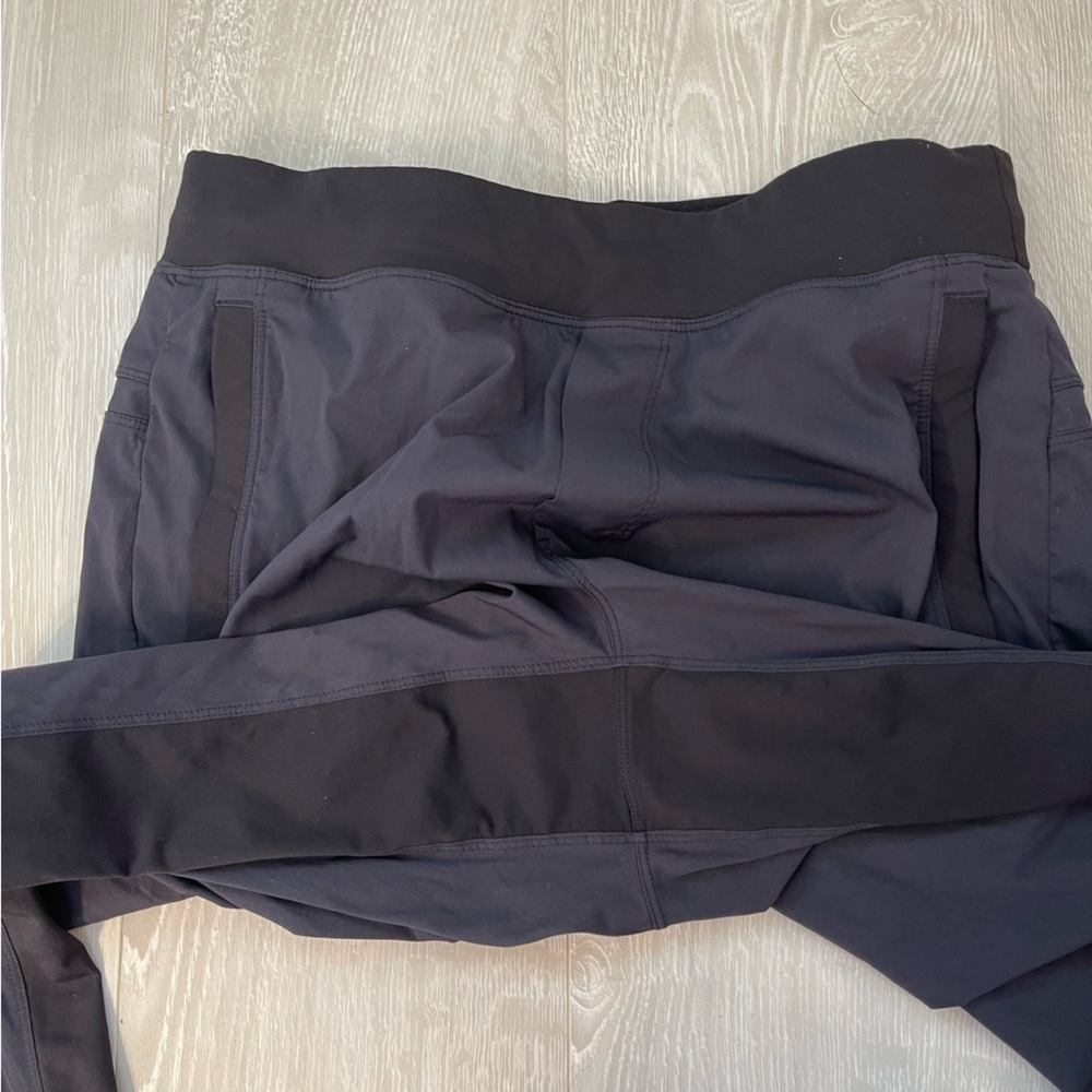 Lululemon Great Wall Pant *32" True Navy size Medium - Picture 9 of 15